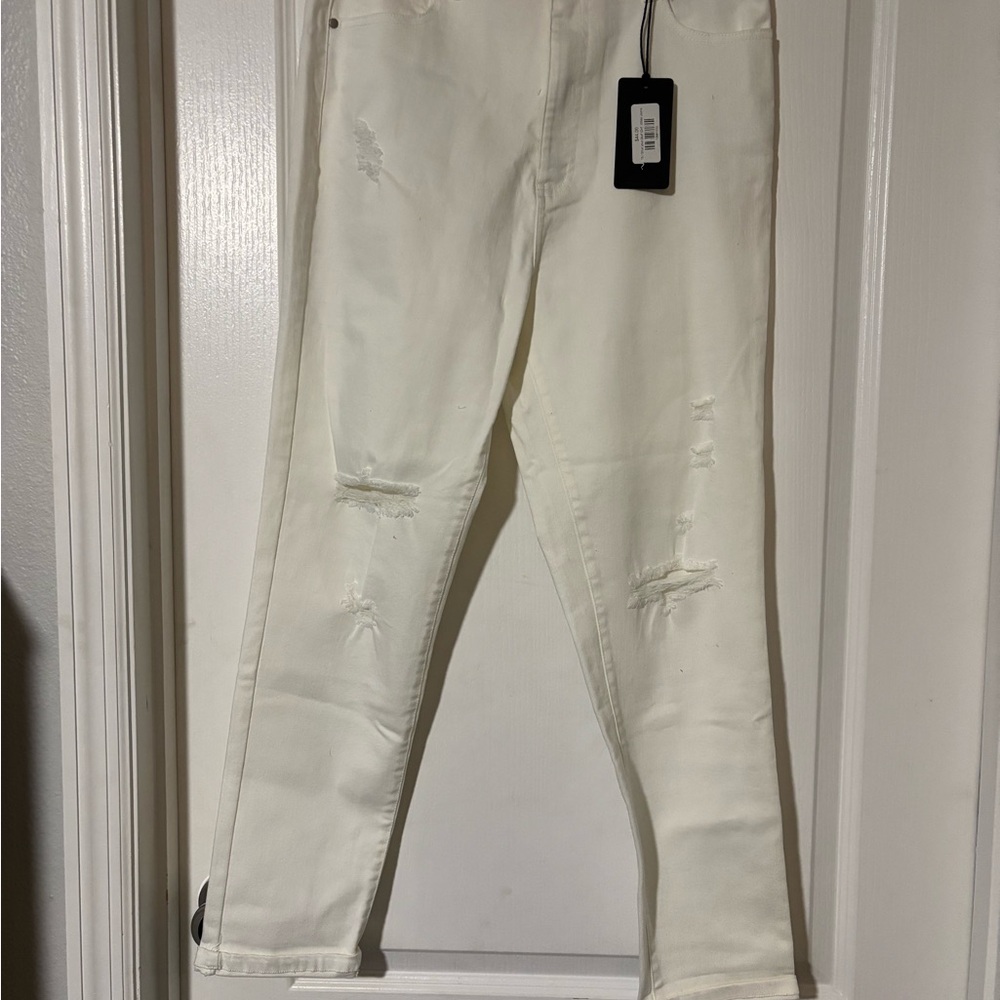 Women's Cream Distressed Straight Leg Jeans